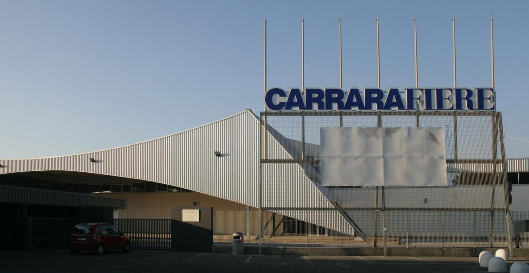 Hotel Tenda Rossa Marina Di Carrara Bagian luar foto