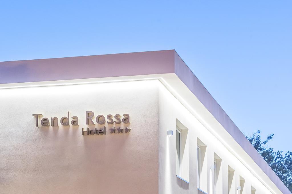 Hotel Tenda Rossa Marina Di Carrara Bagian luar foto